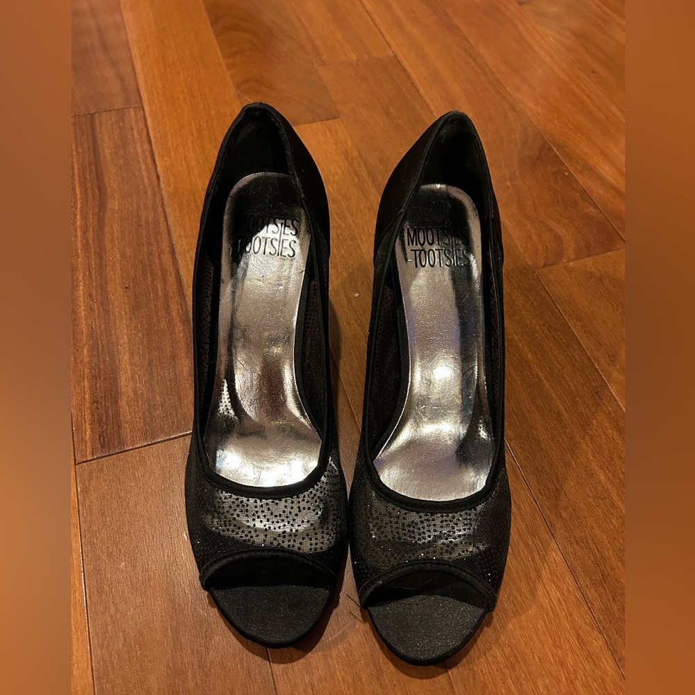 Mootsie Tootsie Black Sparkle Peep Toe Heels